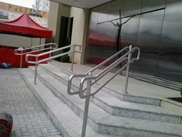 Escada, guarda corpo e corrimão em Osasco, 4